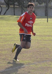 Lucas Sotero treinando forte no CT do Atletico-PR